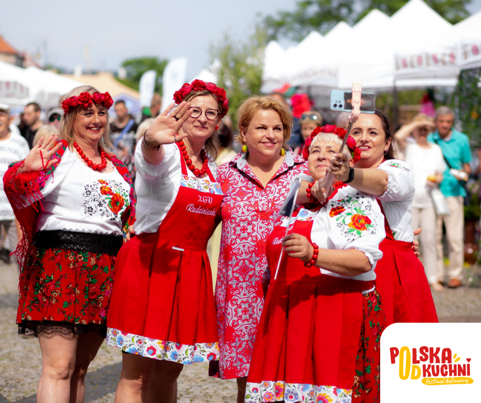 Read more about the article Festiwal „Polska od Kuchni” – trwają zapisy do konkursów dla Kół Gospodyń Wiejskich