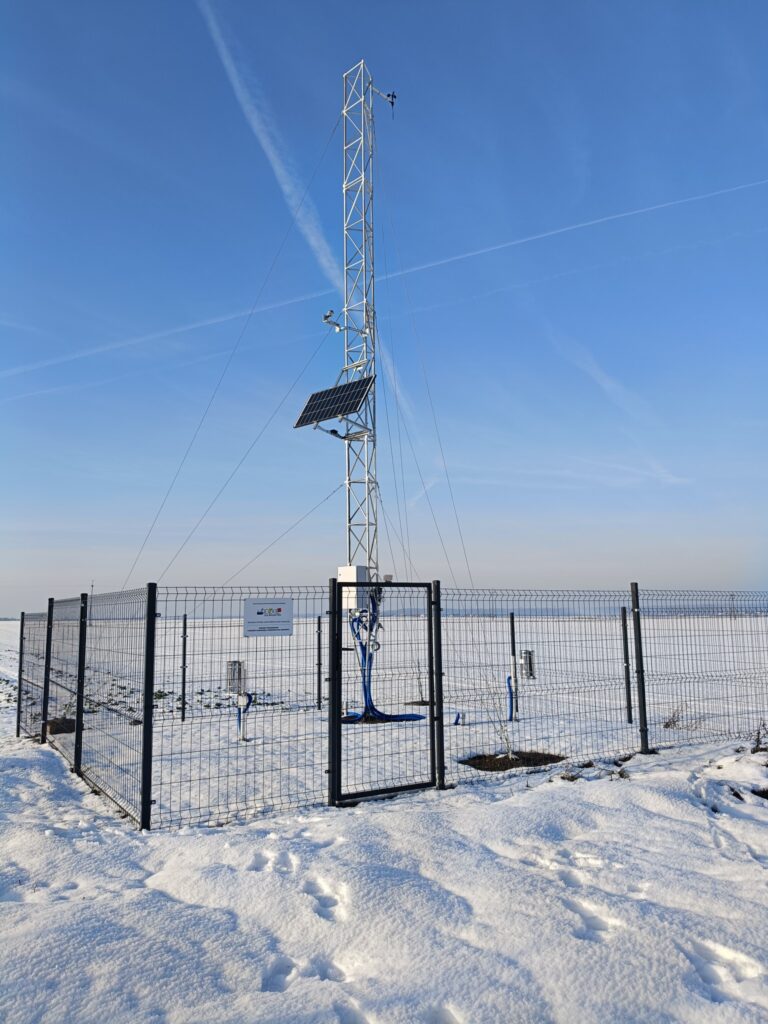 Read more about the article Nowa stacja meteorologiczna w Gminie Łubnice już działa!