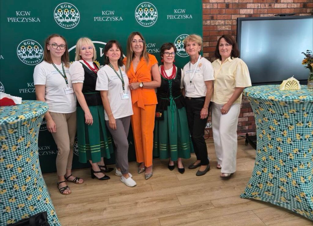Read more about the article KGW z Gminy Łubnice na I Konferencji Kół Gospodyń Wiejskich